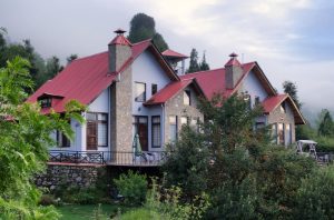 Homestay vs Traditional Hotels: Why Homestays Are Better