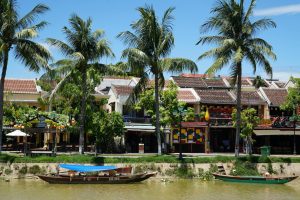 Best Cafes in Igatpuri and Local Food Spots Worth Exploring