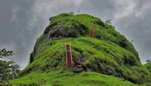 Sondai Fort Trek: Family-Friendly Day Hike from Karjat